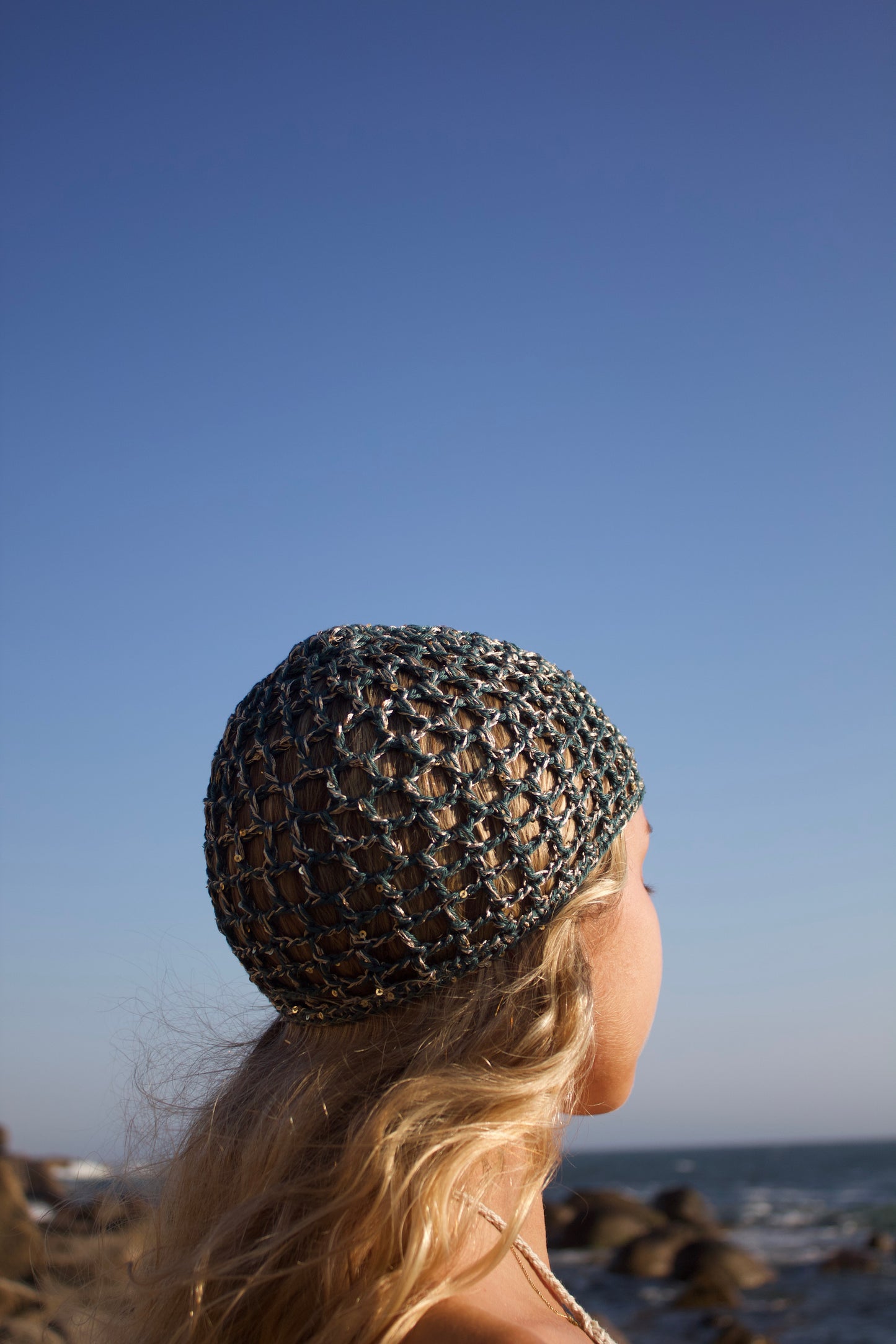 Touca Boho Azul Petróleo Brilhante